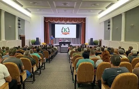 Близится уборочная кампания.