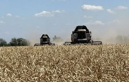 Уборочная страда продолжается 